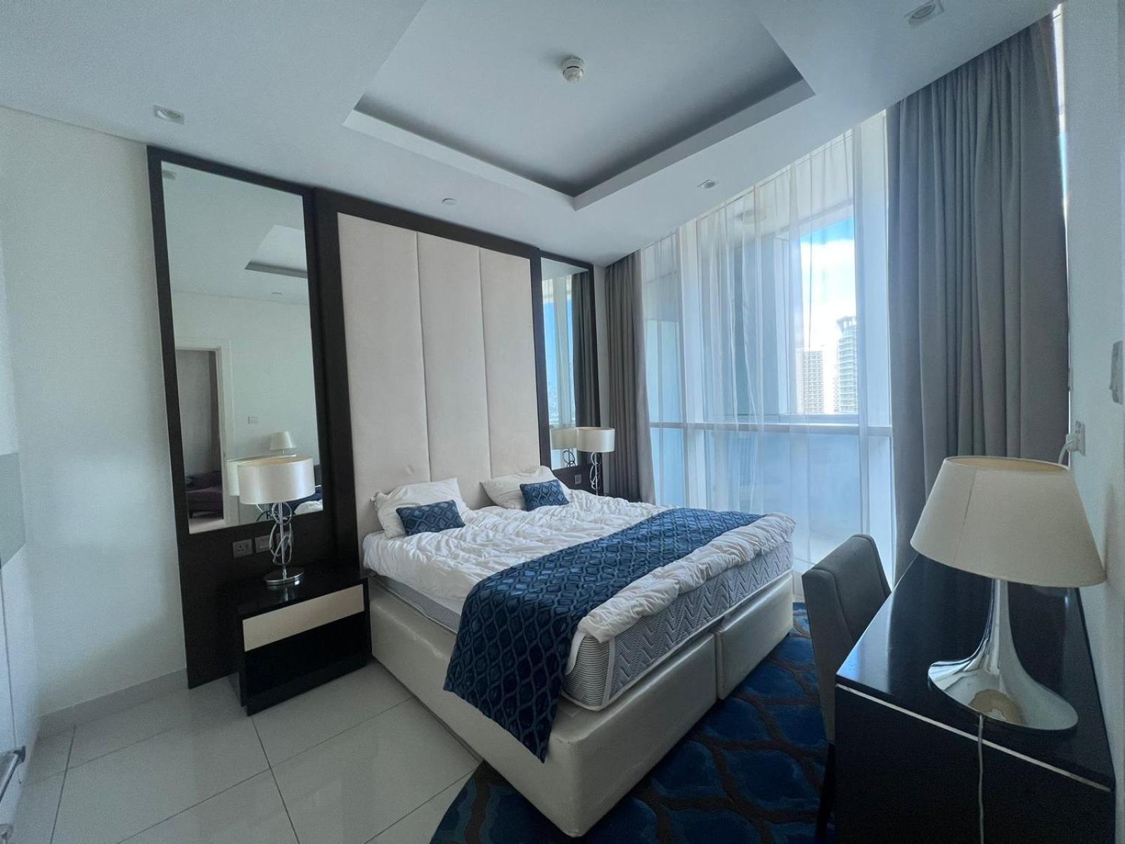 Downtown, Business Bay, Very Close To Mall
