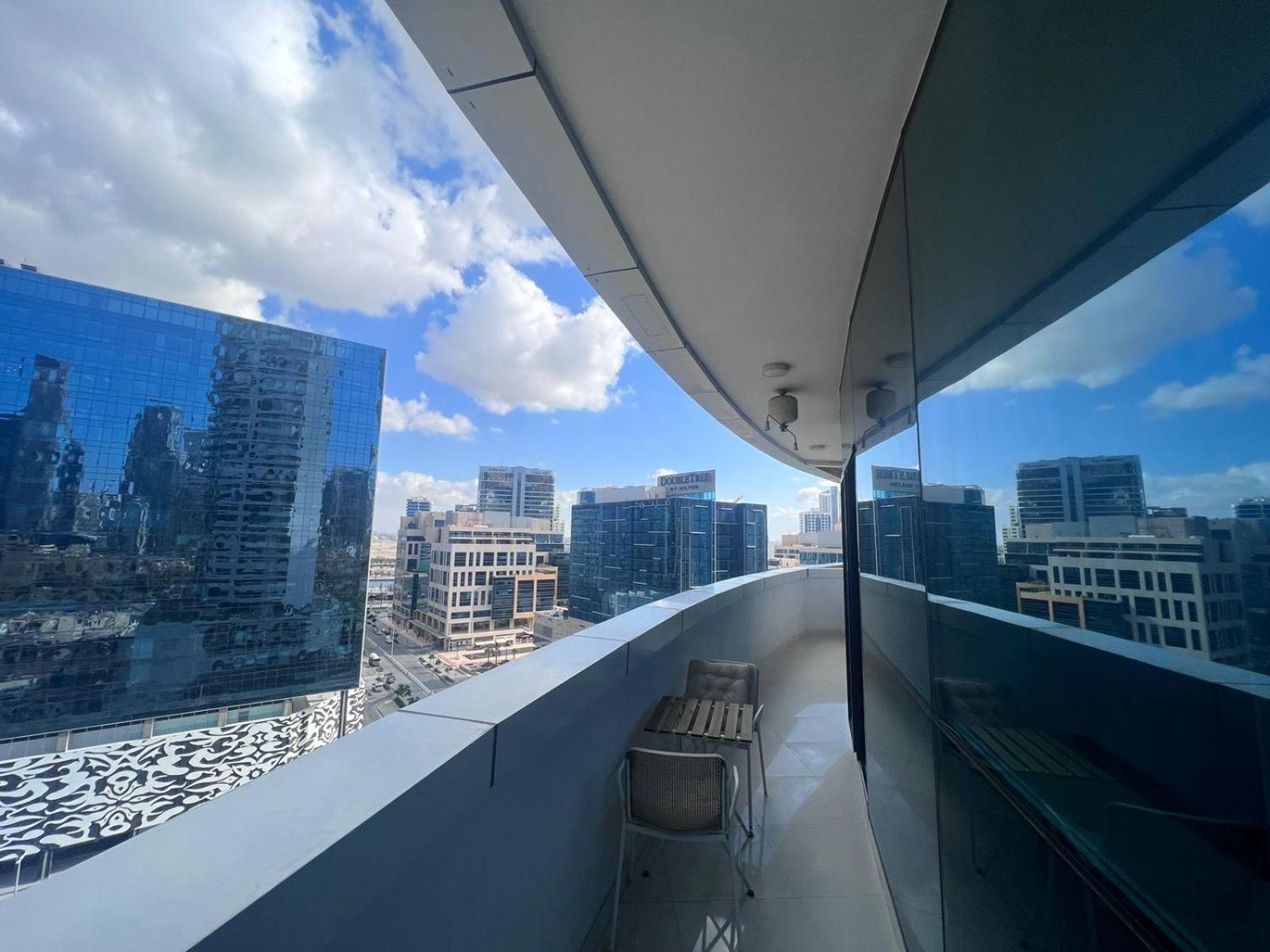 Apartment Downtown, Business Bay, Very Close To Mall Dubai