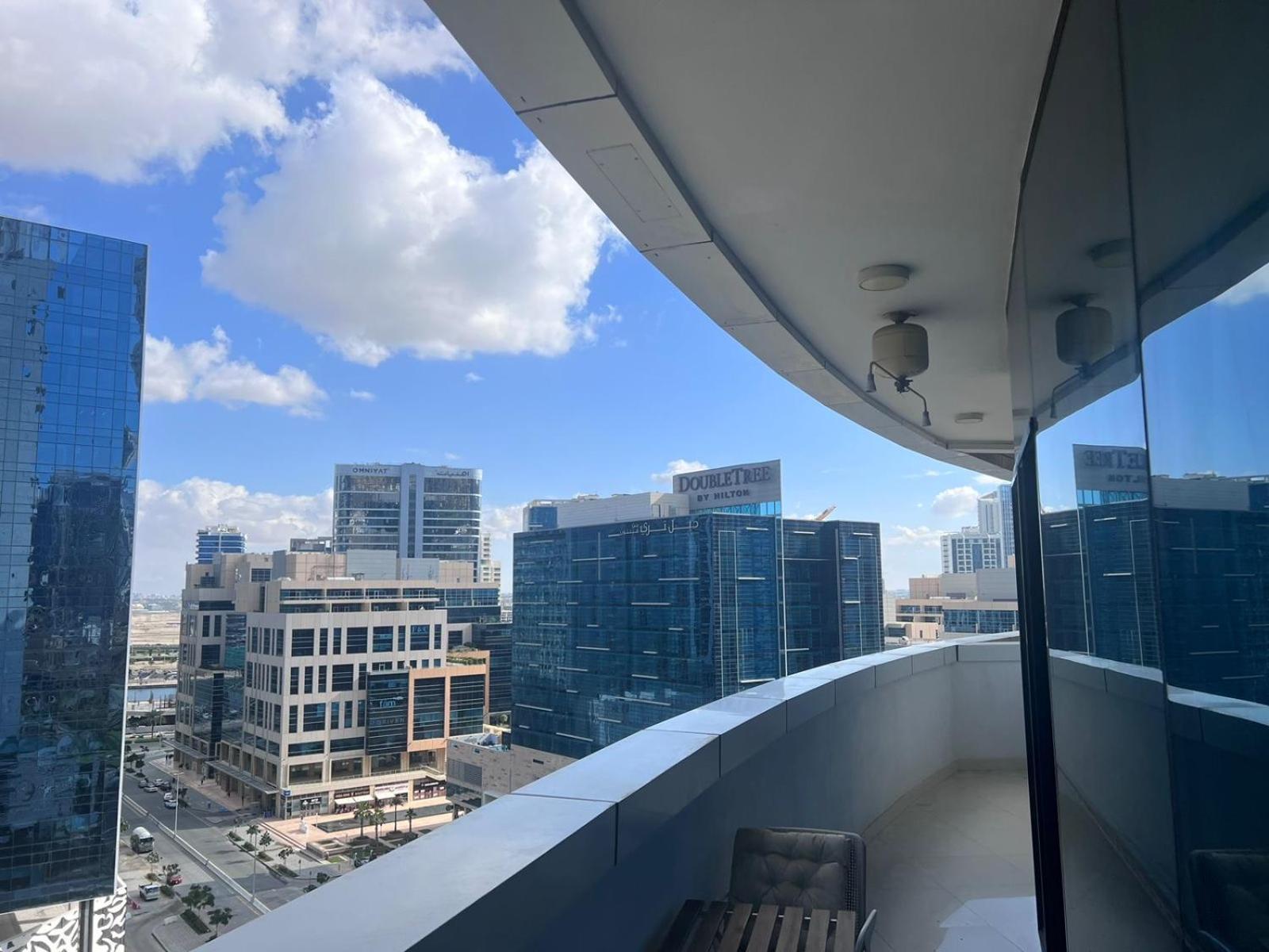 Downtown, Business Bay, Very Close To Mall Apartment