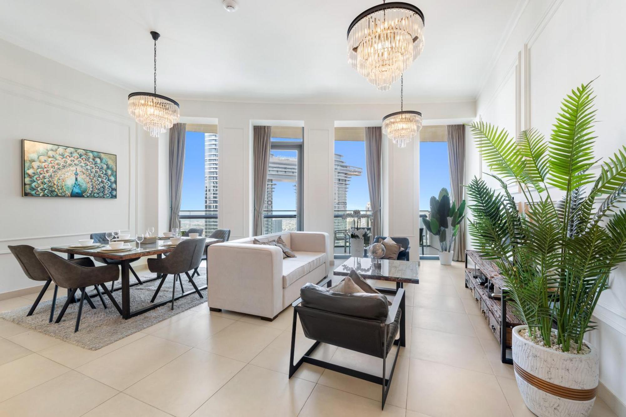 Stylish 2br In Downtown With Sea And Views
