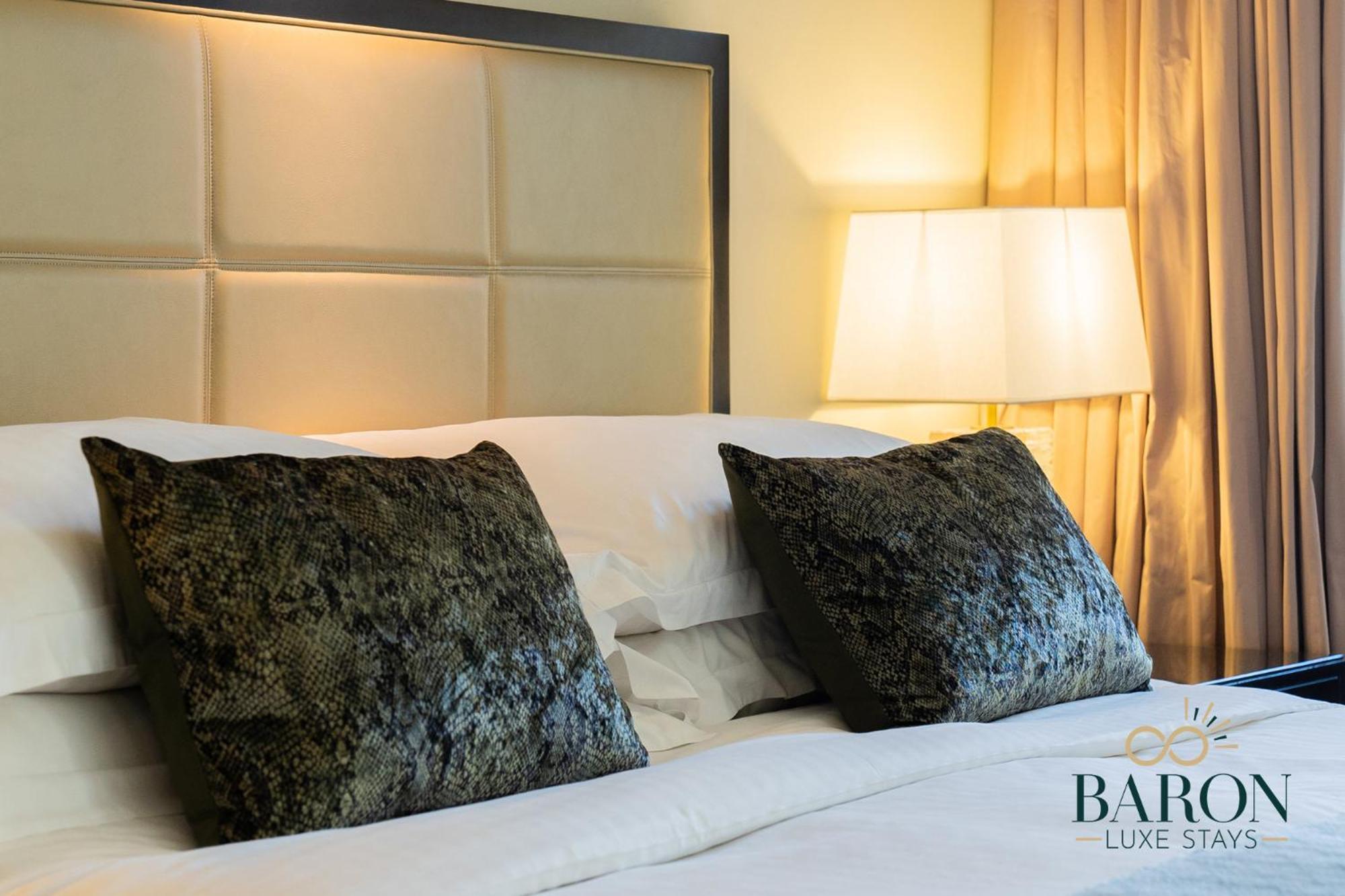 Luxurious At Address Residences 15 Apartment *
