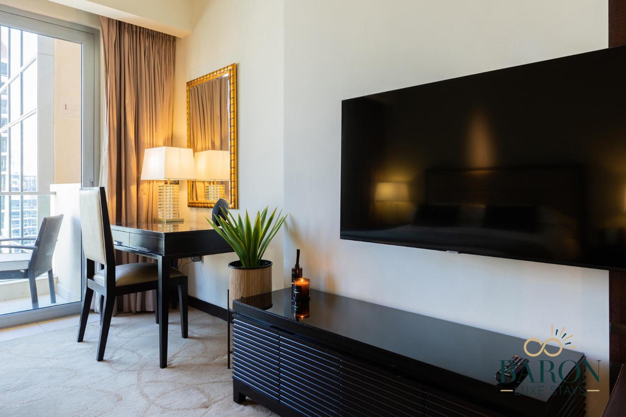 Luxurious At Address Residences 15 Dubai