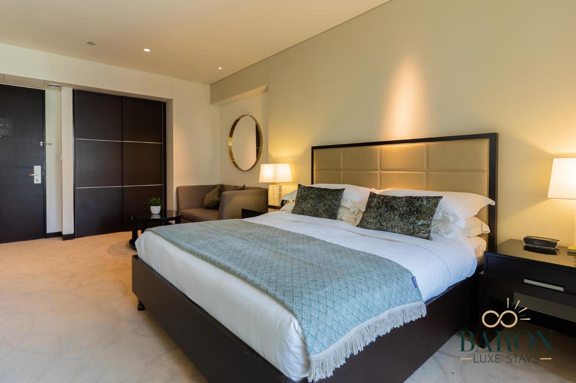 Luxurious At Address Residences 15 Apartment