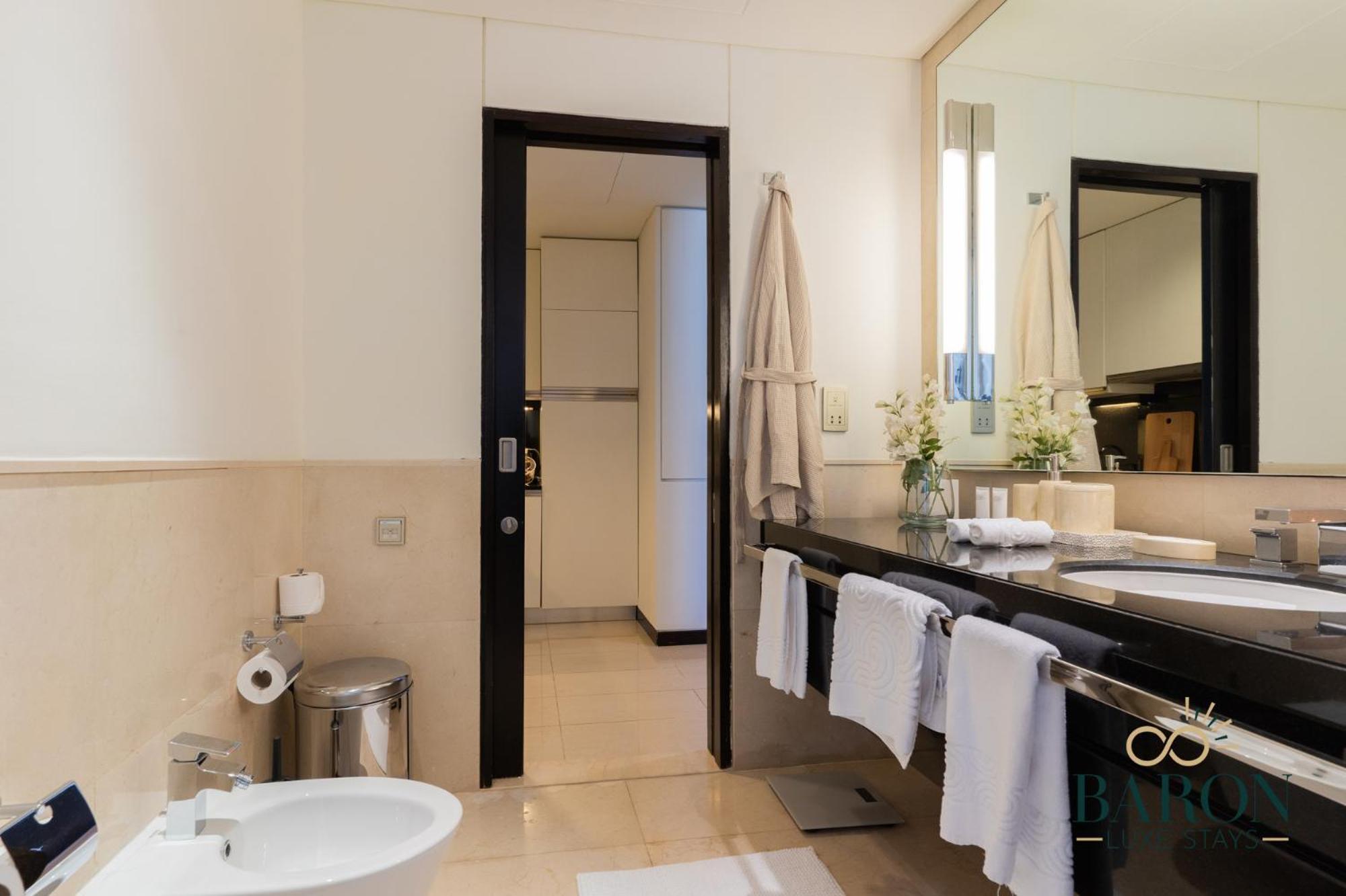 Apartment Luxurious At Address Residences 15 Dubai