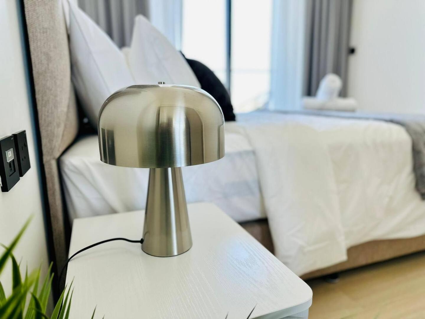 Stunning 1br Fully Furnished With Balcony In Jvc *