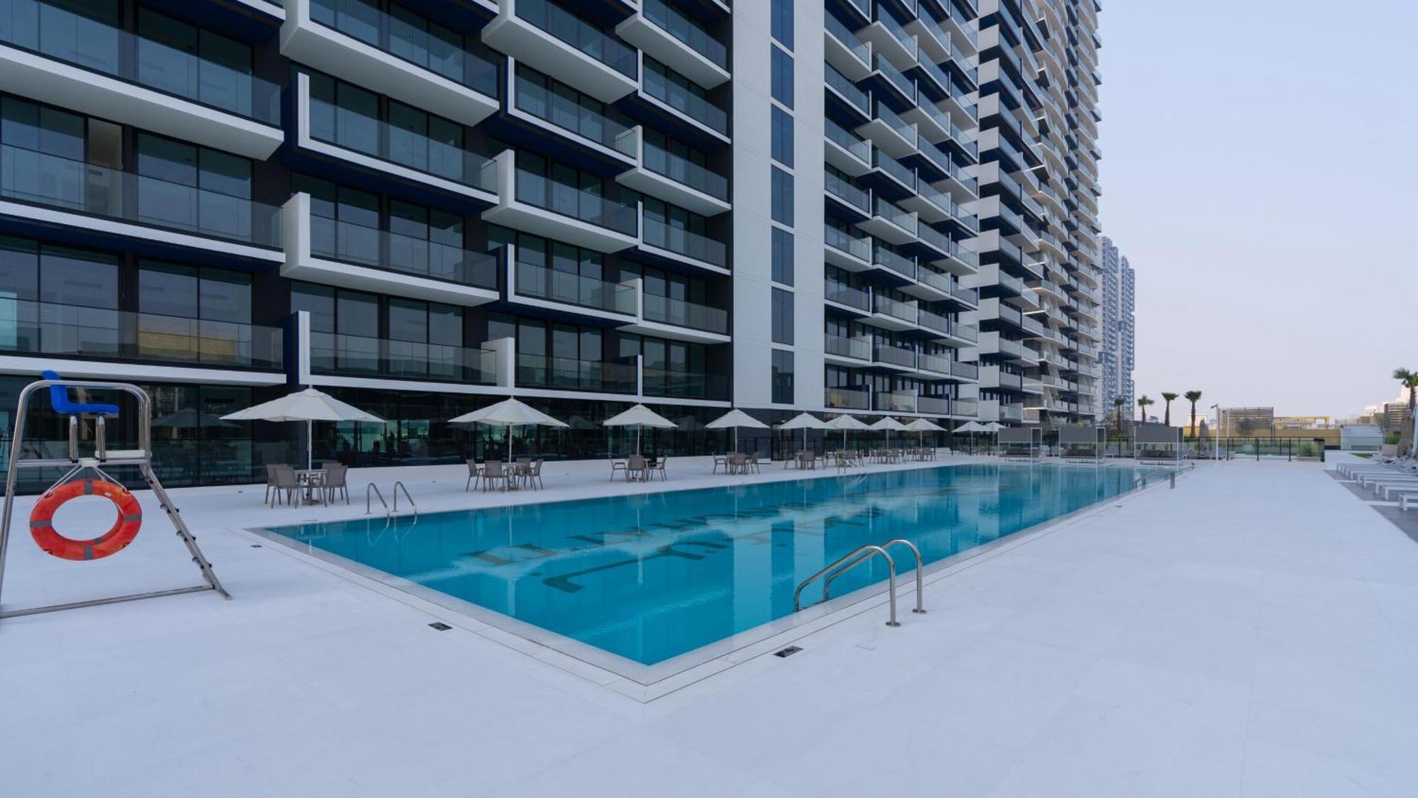 Stunning 1br Fully Furnished With Balcony In Jvc * Dubai