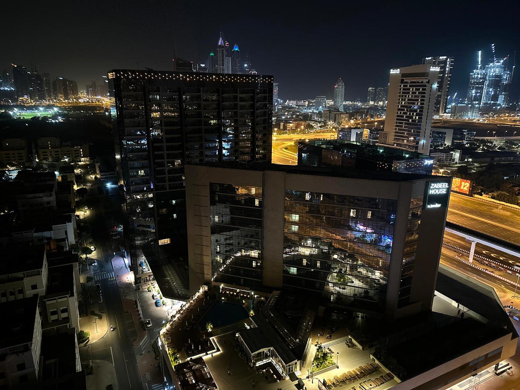Canvas Partition In Barsha Heights Near Metro * Dubai