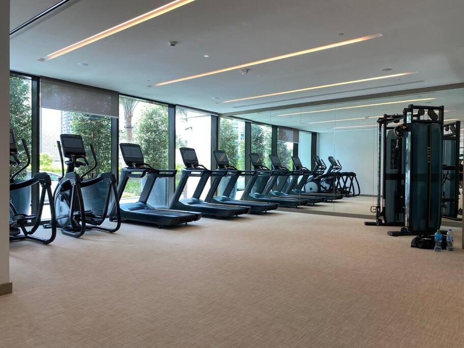 Apartment Elegant Luxury Living In Palace Residences Dubai