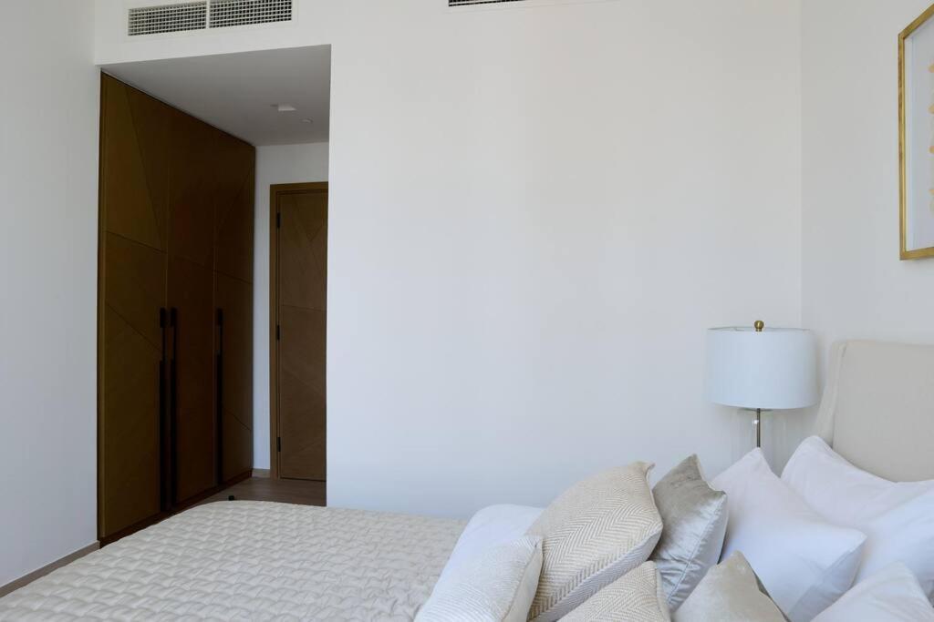 Elegant Luxury Living In Palace Residences Apartment Dubai