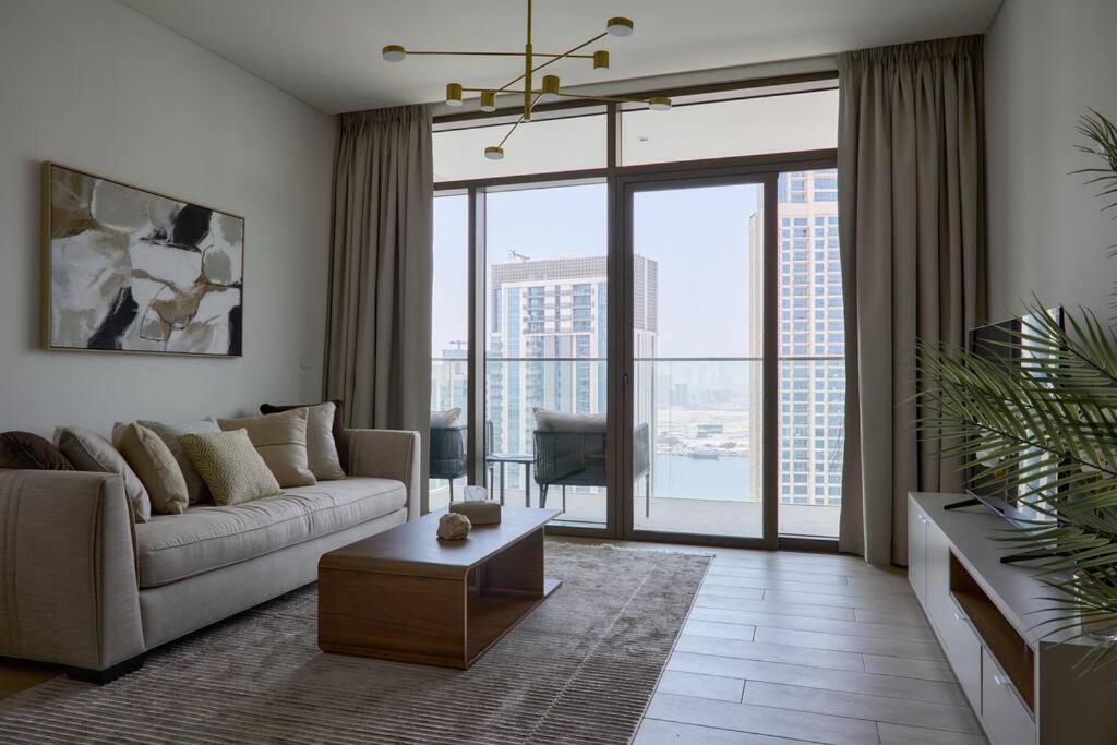 Elegant Luxury Living In Palace Residences Apartment Dubai