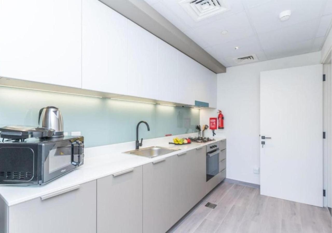 Apartment Charming 1br With Lovely Views In Mesk 1 By Vibel
