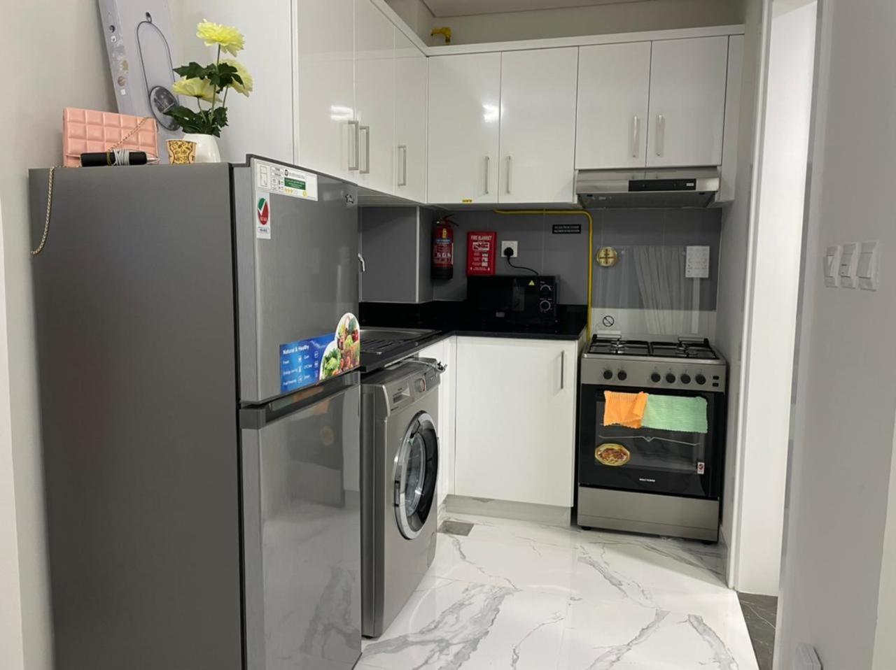 Luxury & Comfort In Majan A Delight Apartment Dubai