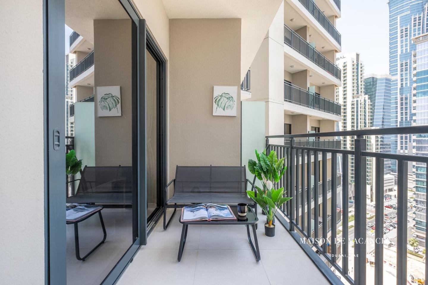 Cozy 1 Bedroom In Business Bay * Dubai