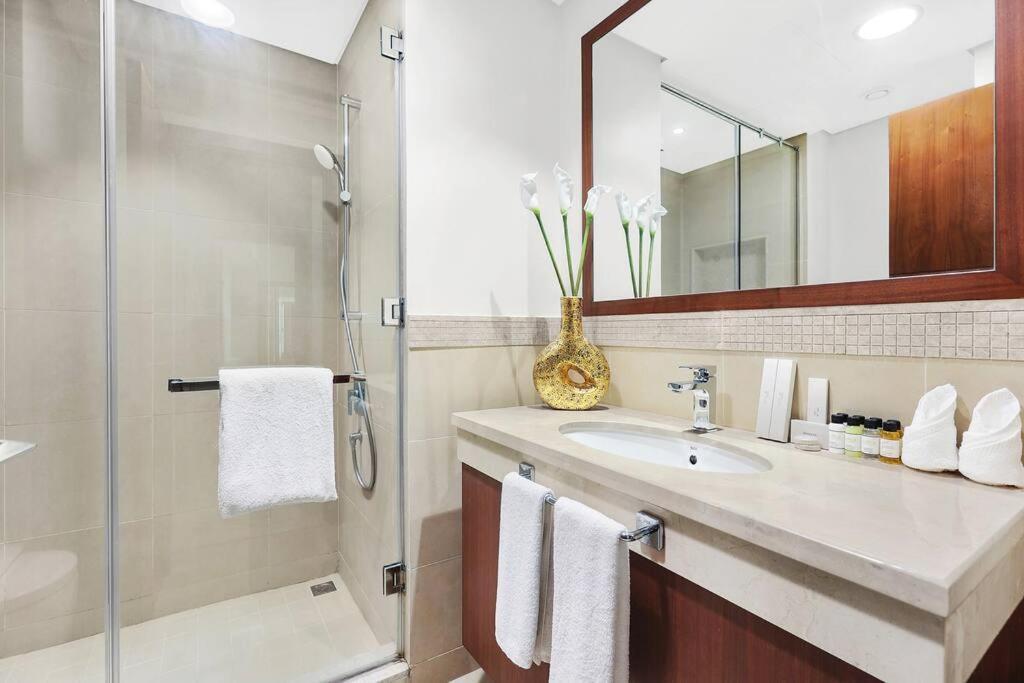 Apartment First Class 2br Stunning Views