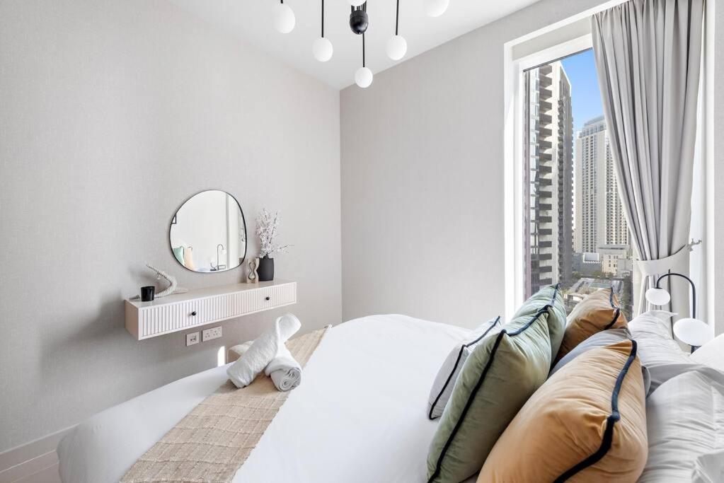Apartment First Class 2br Stylish Bliss Dubai