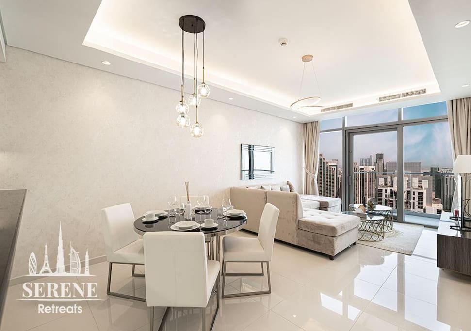 Serene Retreats Paramount Two Bedroom 3 With Burj View Dubai