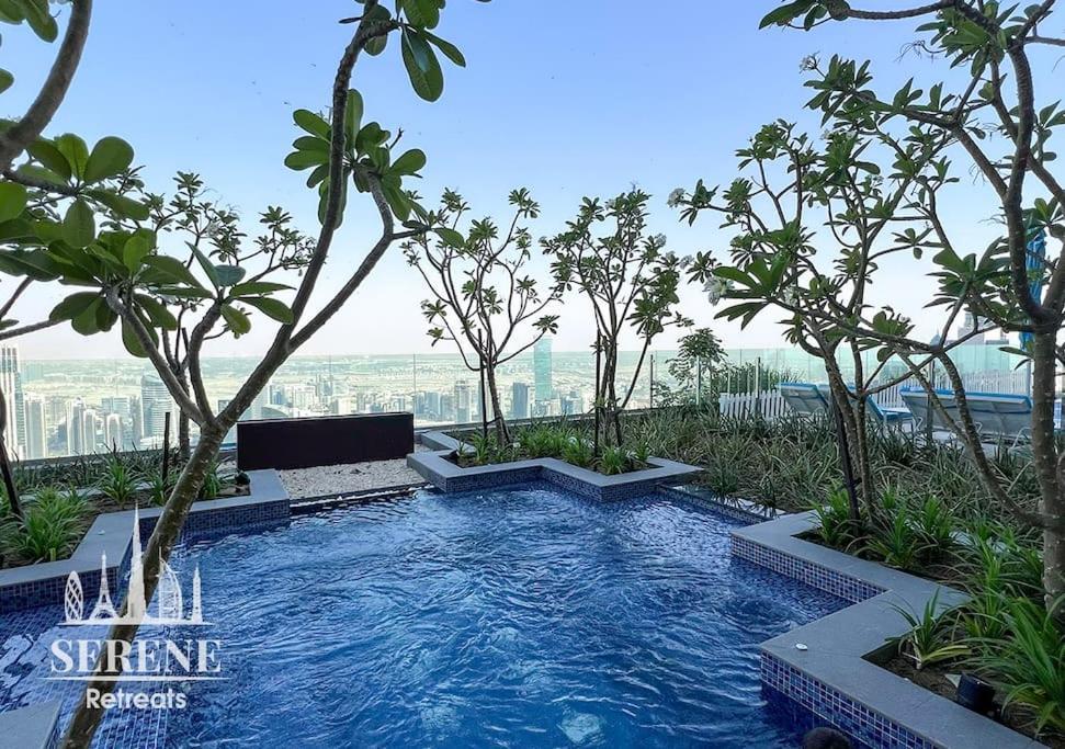 Serene Retreats Paramount Two Bedroom 3 With Burj View Apartment