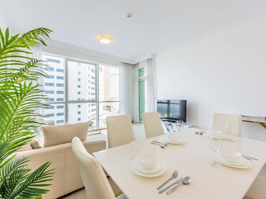 Seaside Elegance-1br-al Bateen-private Access Apartment
