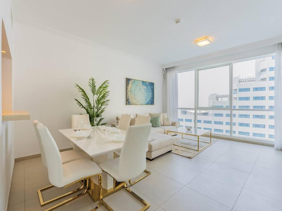 Apartment Seaside Elegance-1br-al Bateen-private Access