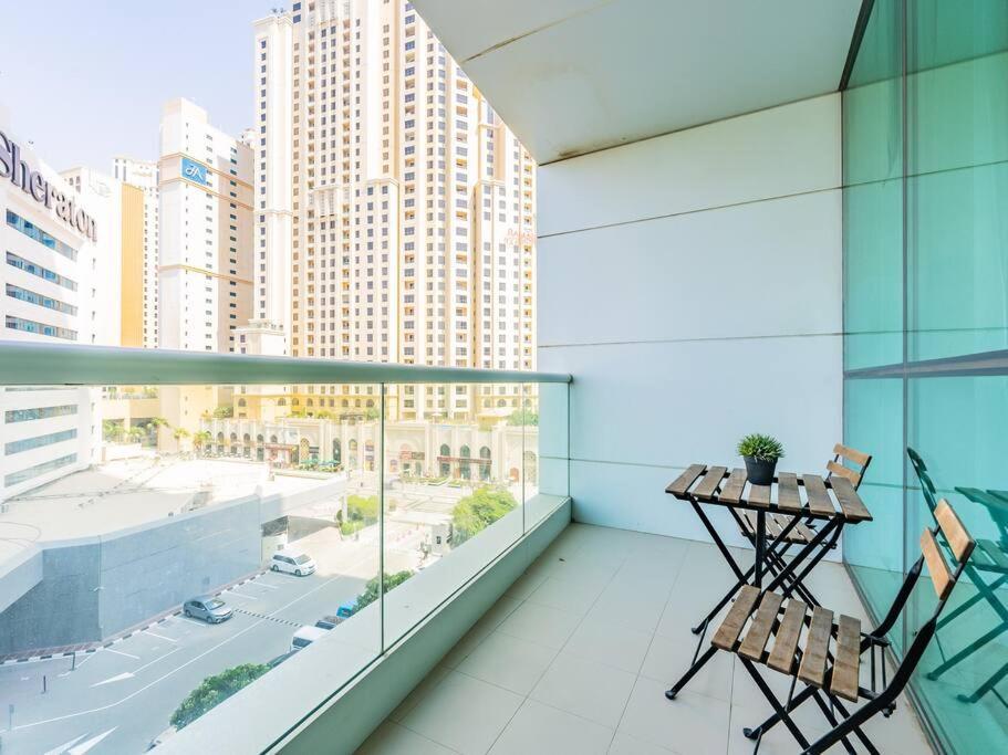 Seaside Elegance-1br-al Bateen-private Access Dubai