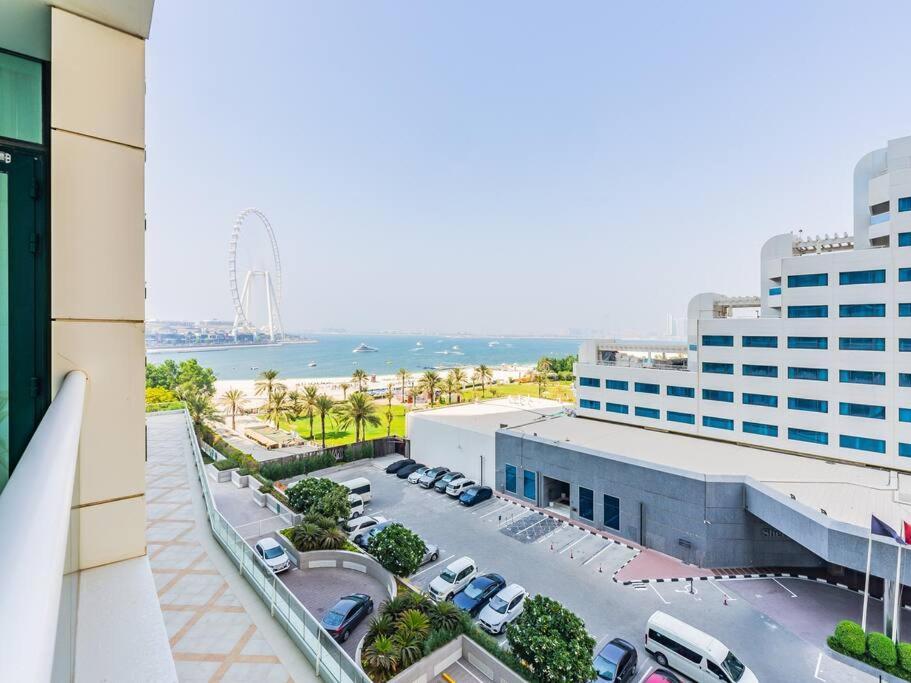 Seaside Elegance-1br-al Bateen-private Access