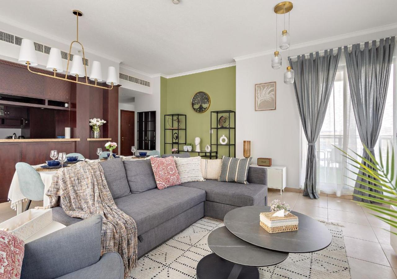 Downtown Gem, Fountain View! Apartment Dubai