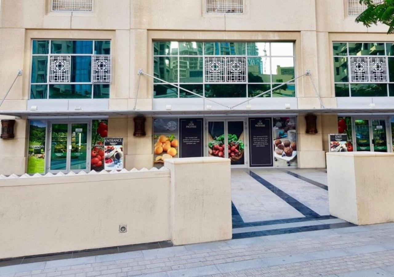 Apartment Downtown Gem, Fountain View!