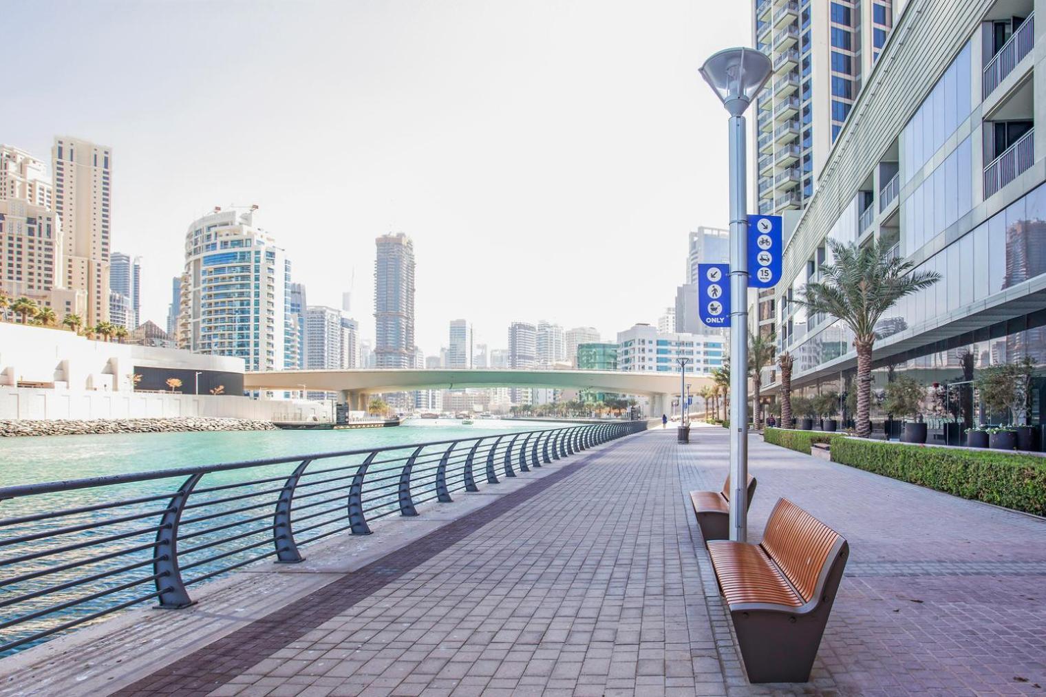 Blueground 5242 Tower Pool Elev Garage Dxb-922 Apartment *