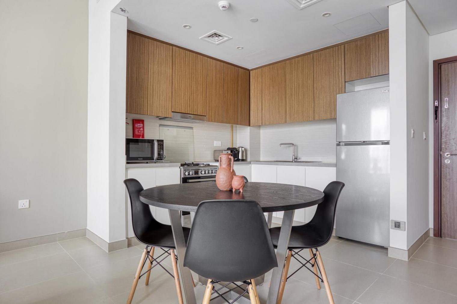 Blueground 5242 Tower Pool Elev Garage Dxb-922 Apartment *