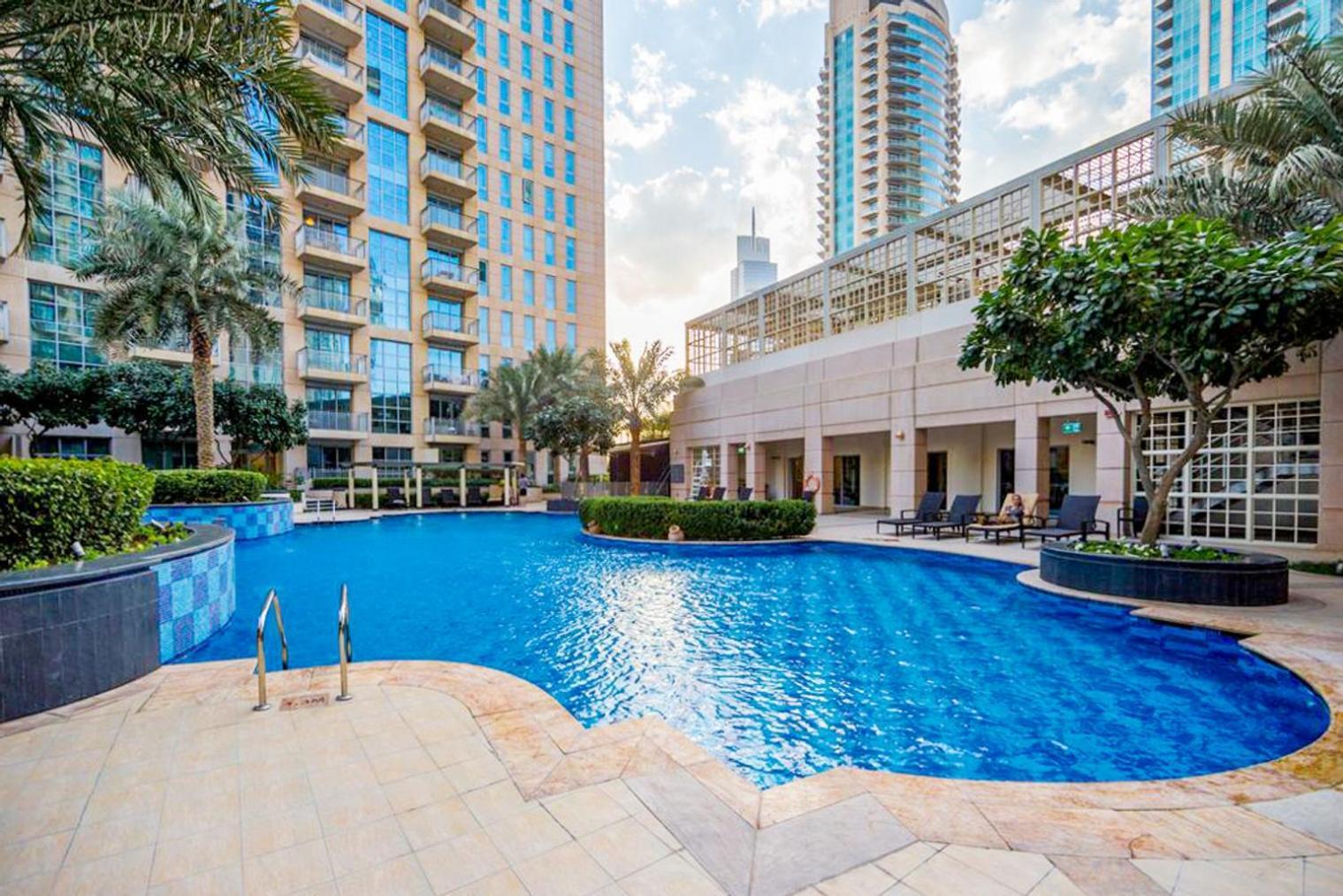 Blueground Dt Standpoint Balcony Elev Pool Dxb-1104 Apartment Dubai