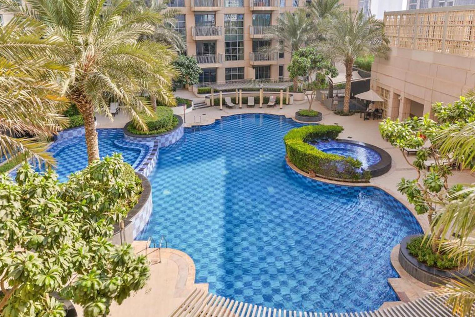 Blueground Dt Standpoint Balcony Elev Pool Dxb-1104 Apartment