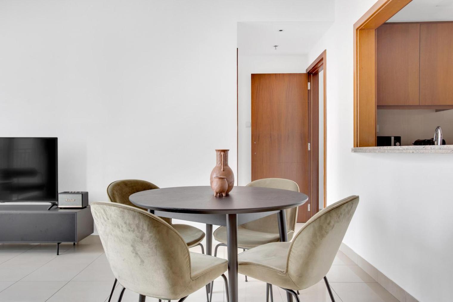 Blueground Dt Standpoint Balcony Elev Pool Dxb-1104 Apartment Dubai