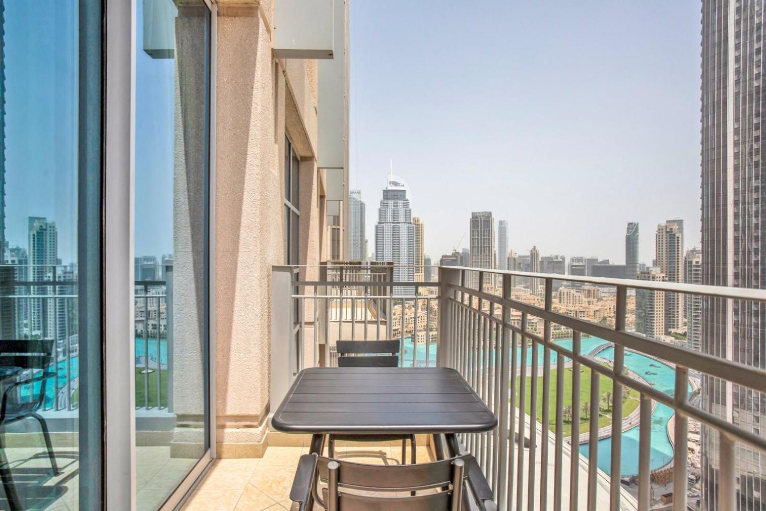 Blueground Dt Standpoint Balcony Elev Pool Dxb-1104 *
