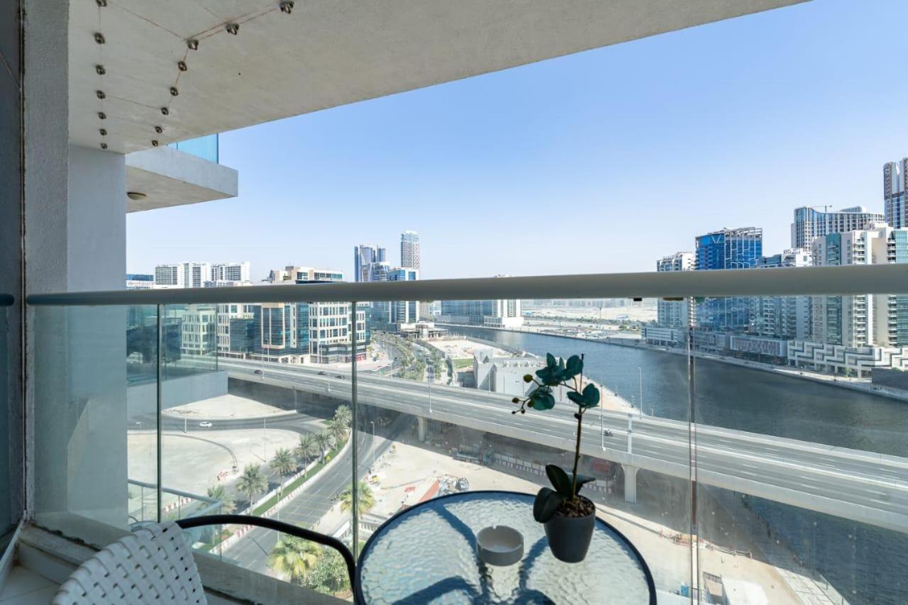 Aws Homes - Elegance Near Downtown Apartment Dubai
