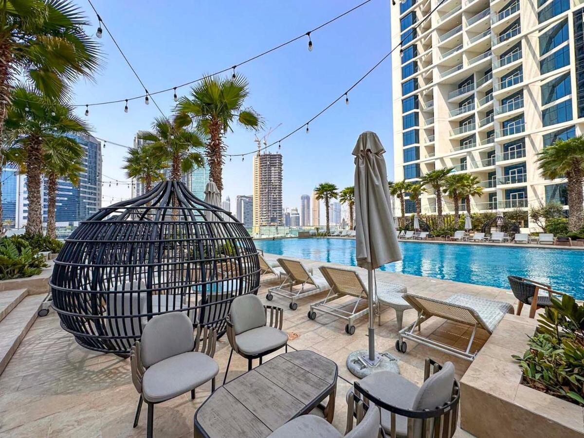Aws Homes - Elegance Near Downtown Apartment