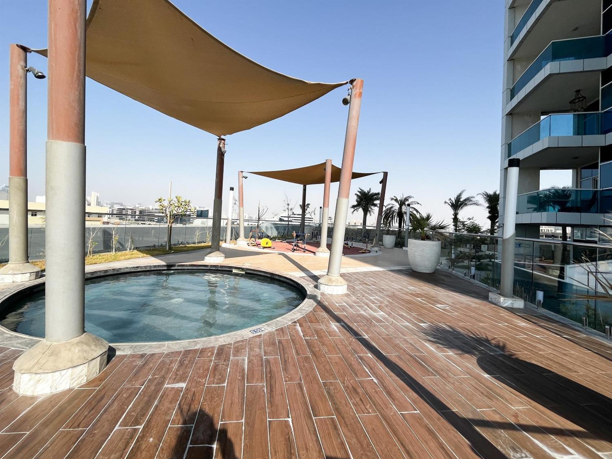 W Modern Amenities In Prime Location * Dubai