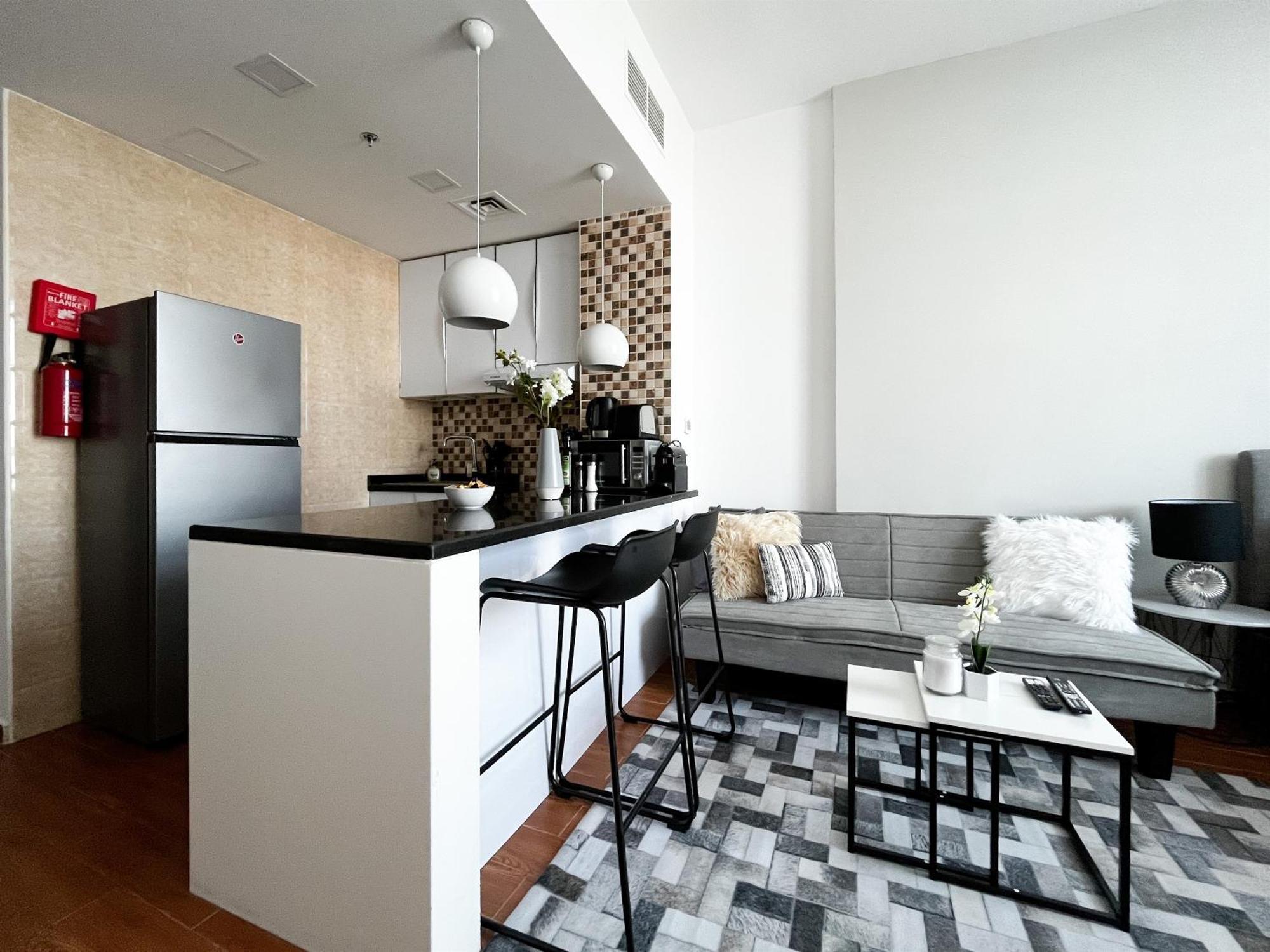 W Modern Amenities In Prime Location Apartment Dubai