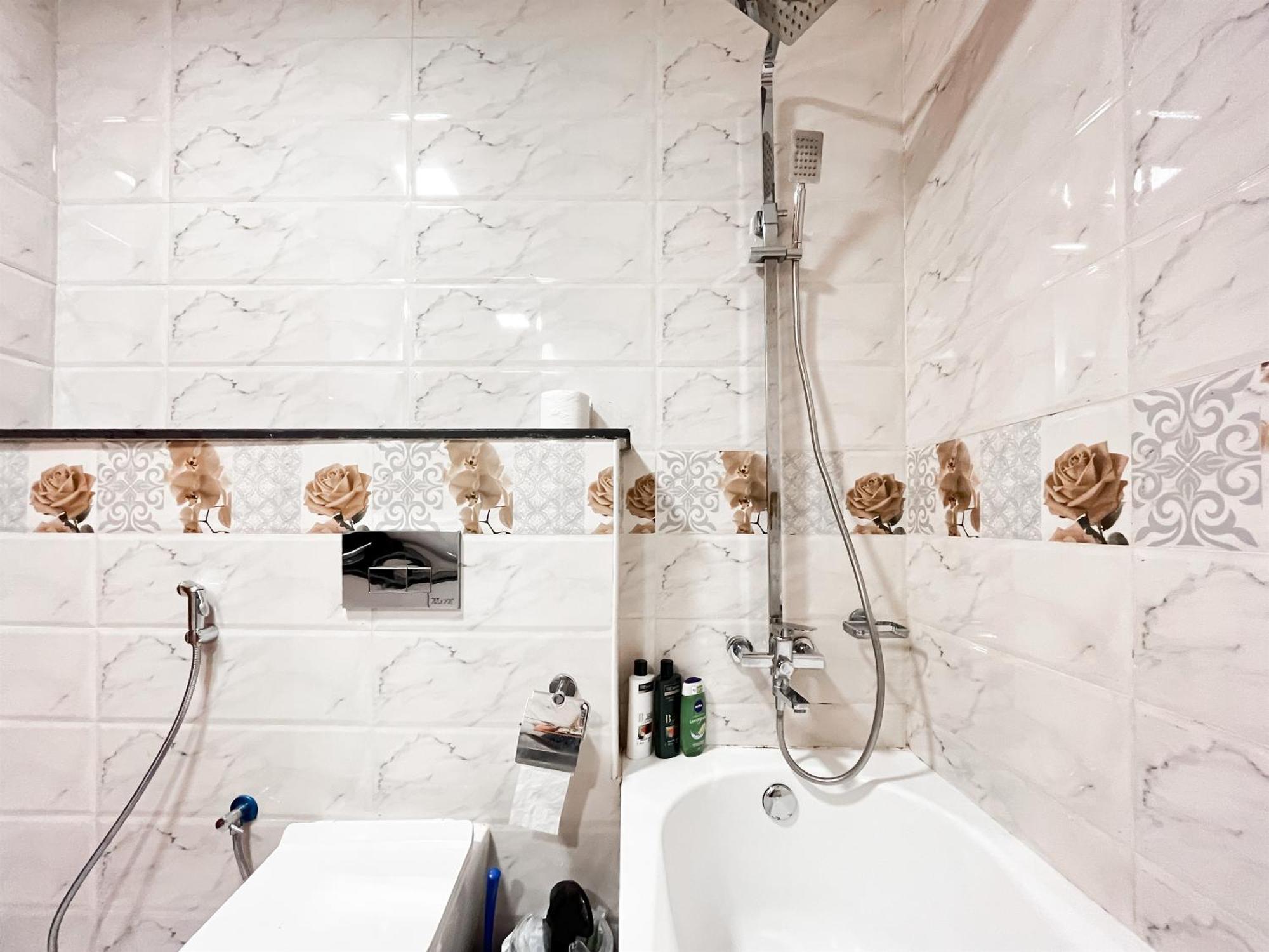 Apartment W Modern Amenities In Prime Location *