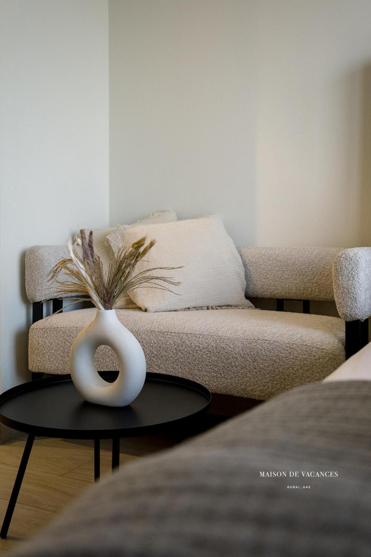 Comfortable 10mins Away From Mall Apartment *