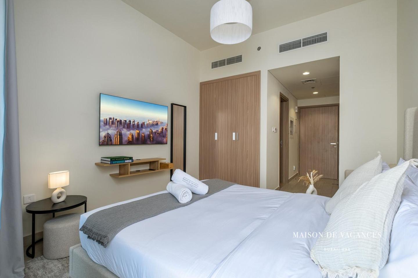 Apartment Comfortable 10mins Away From Mall *