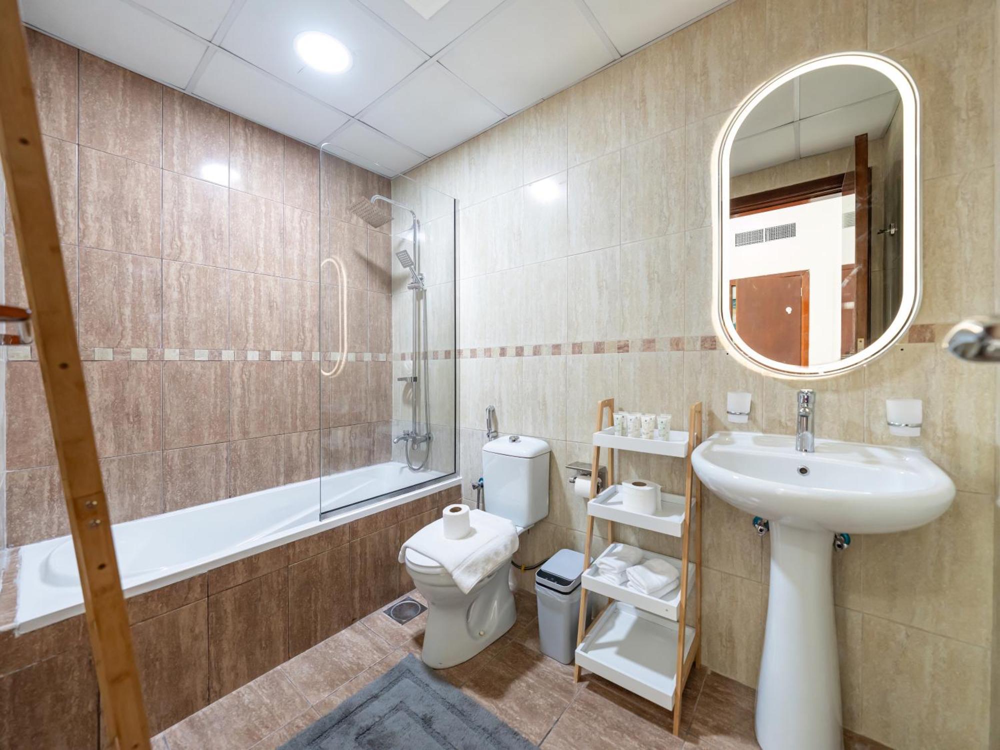 Stunning Panoramic Sea & Marina Skyline View Apartment Dubai