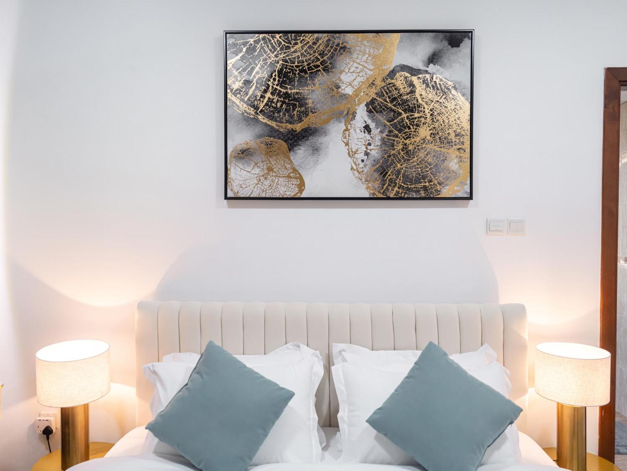 Apartment Stunning Panoramic Sea & Marina Skyline View