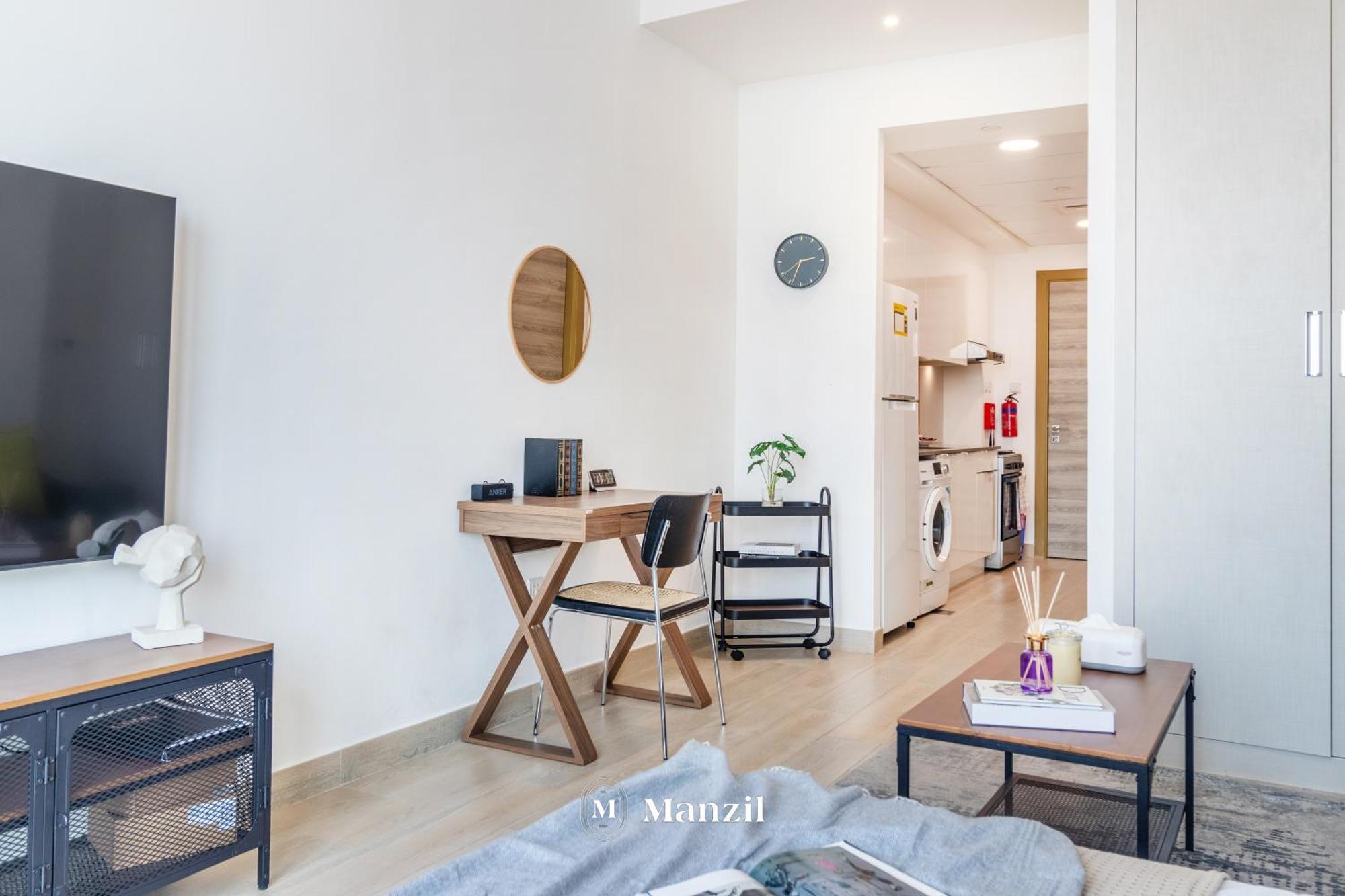 Manzil - Stylish Living In Jvc, Views And Pool Apartment *