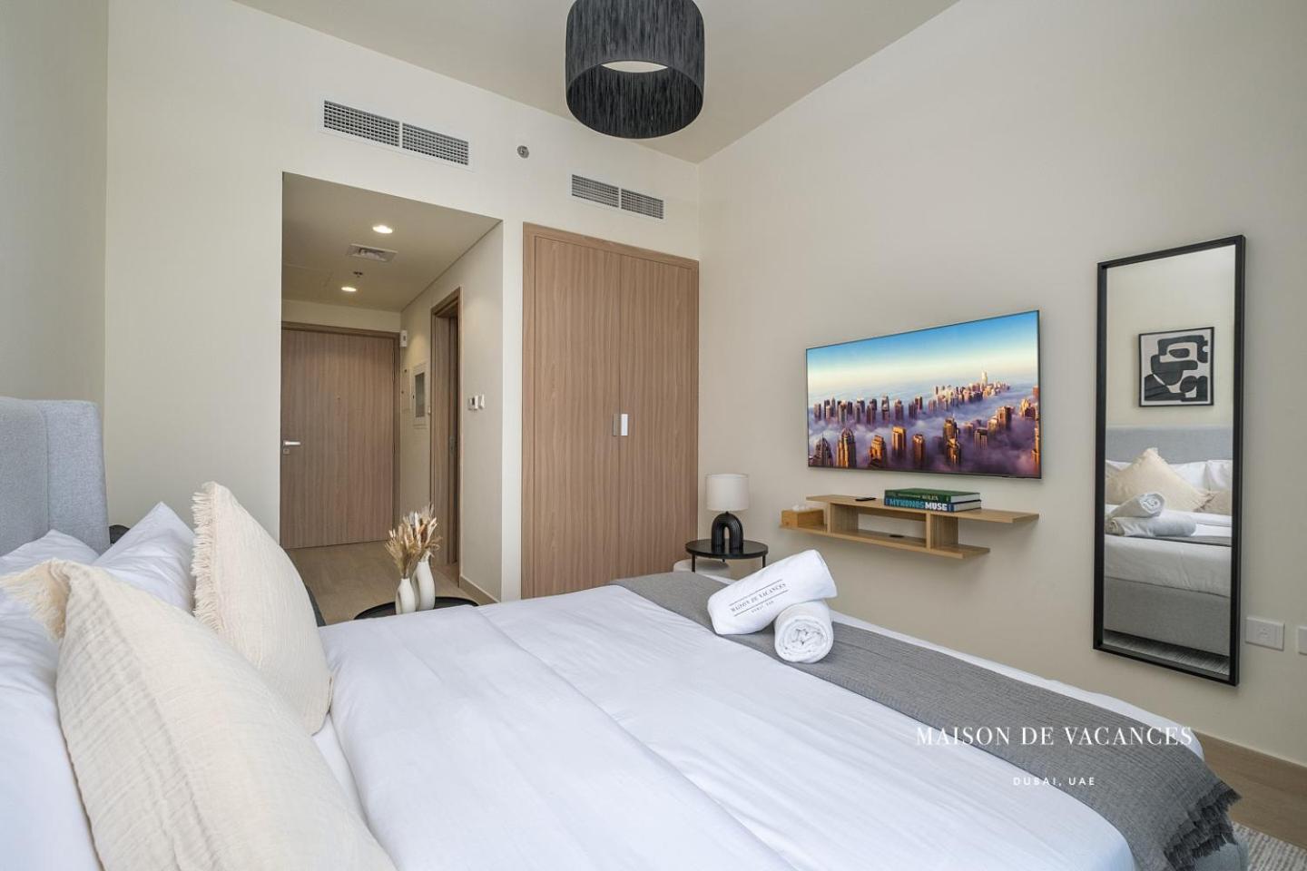 Cozy 10mins Away From Mall