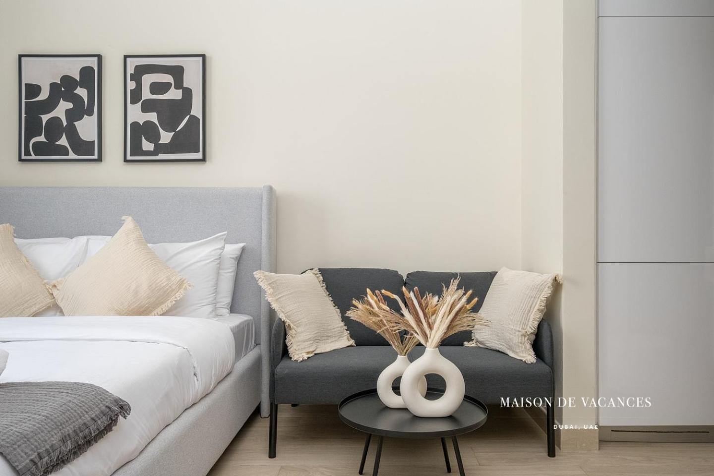 Cozy 10mins Away From Mall Apartment Dubai