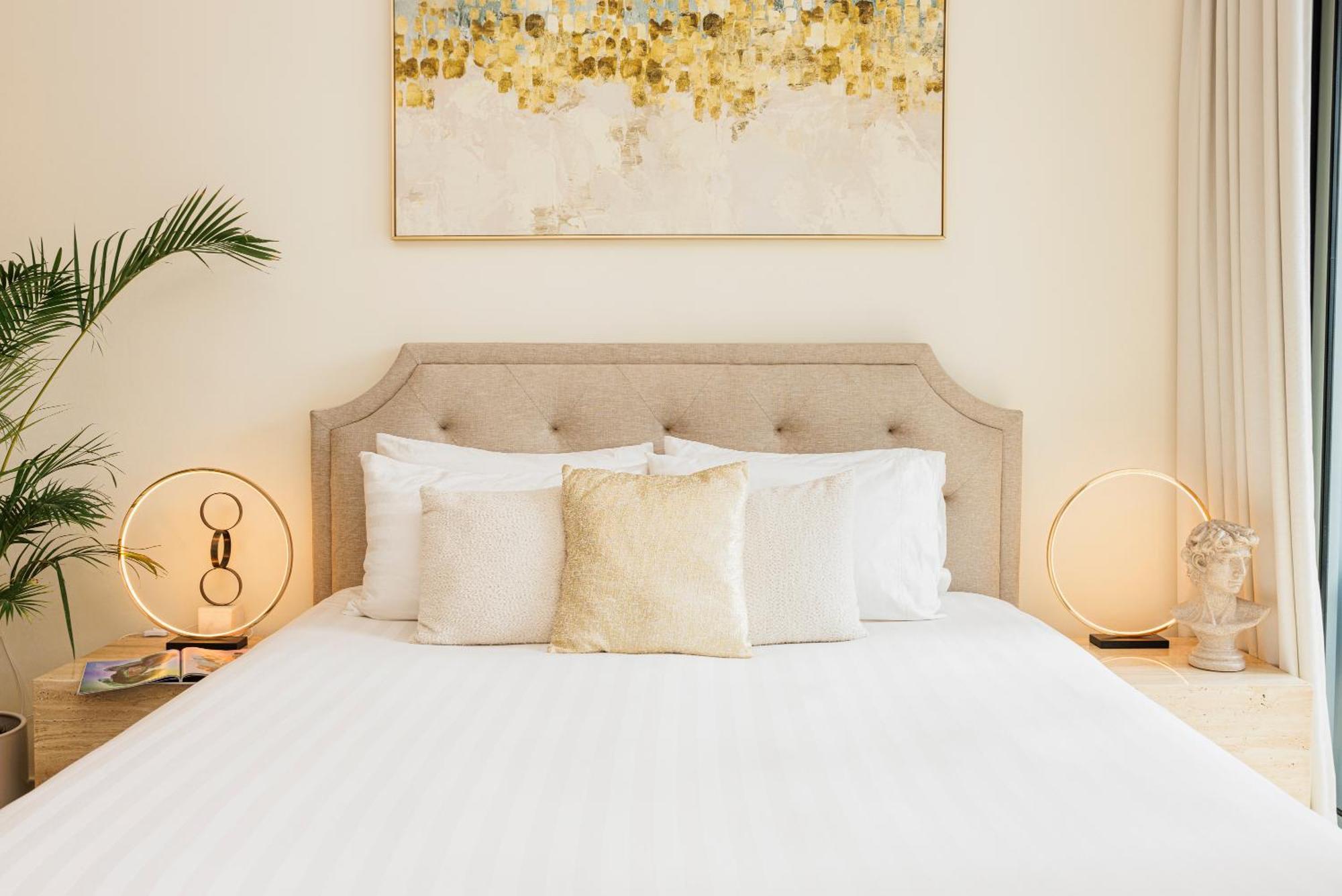 Apartment Sophisticated In The Heart Of Dubai, Walk From Burj