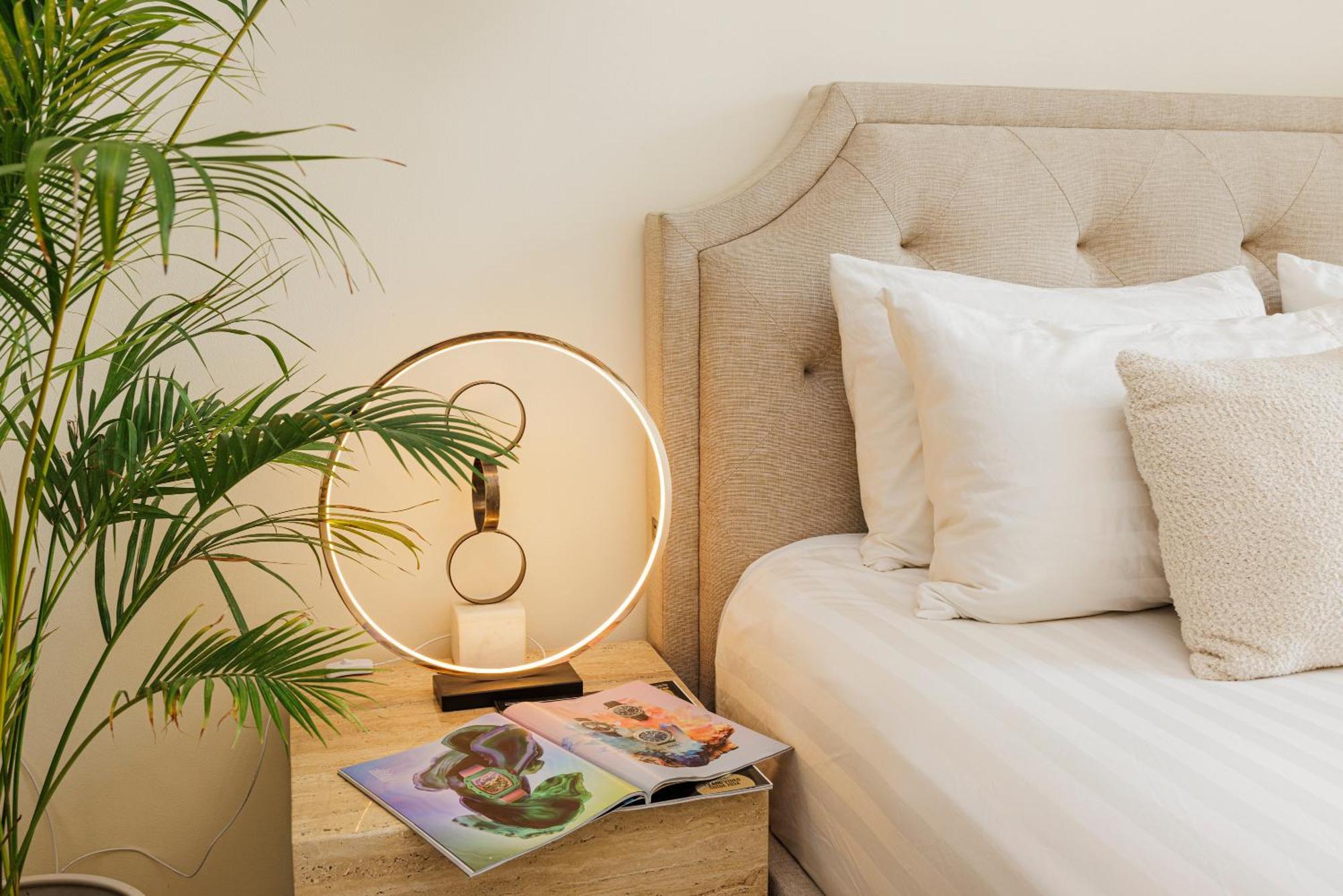 Sophisticated In The Heart Of Dubai, Walk From Burj Apartment *