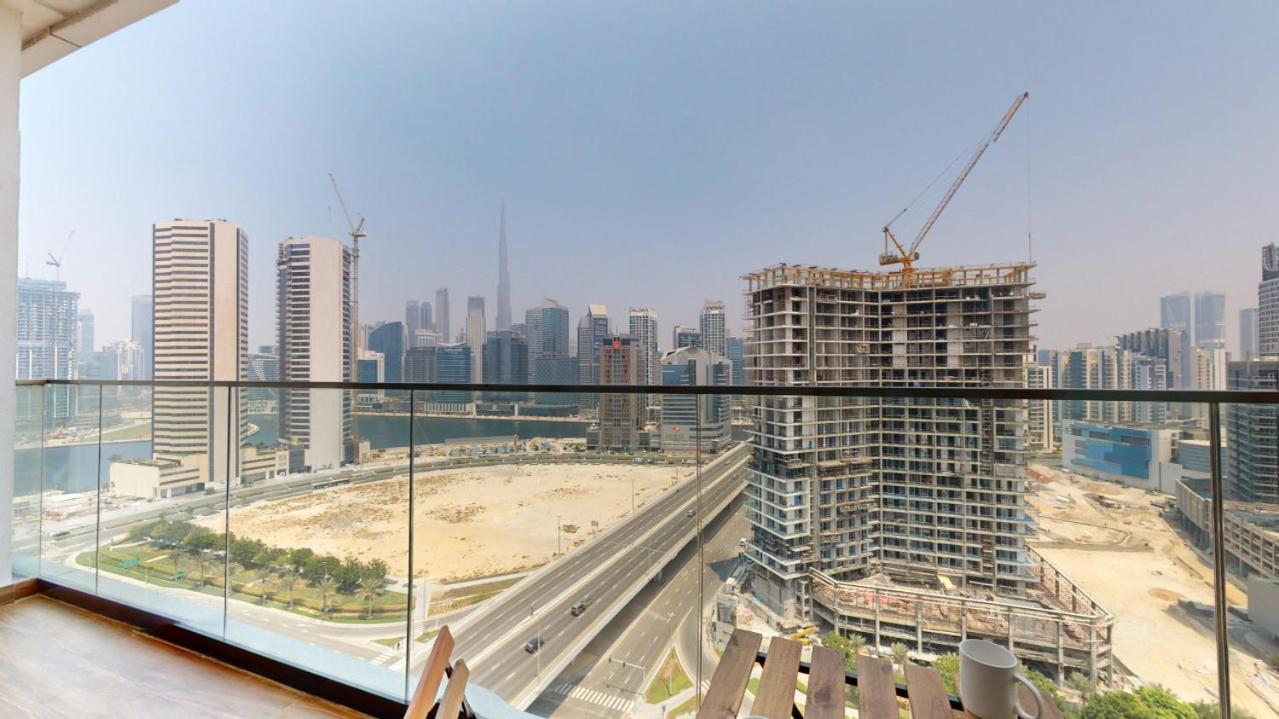 Sol Bay - One Bed With Distant Burj Khalifa View *