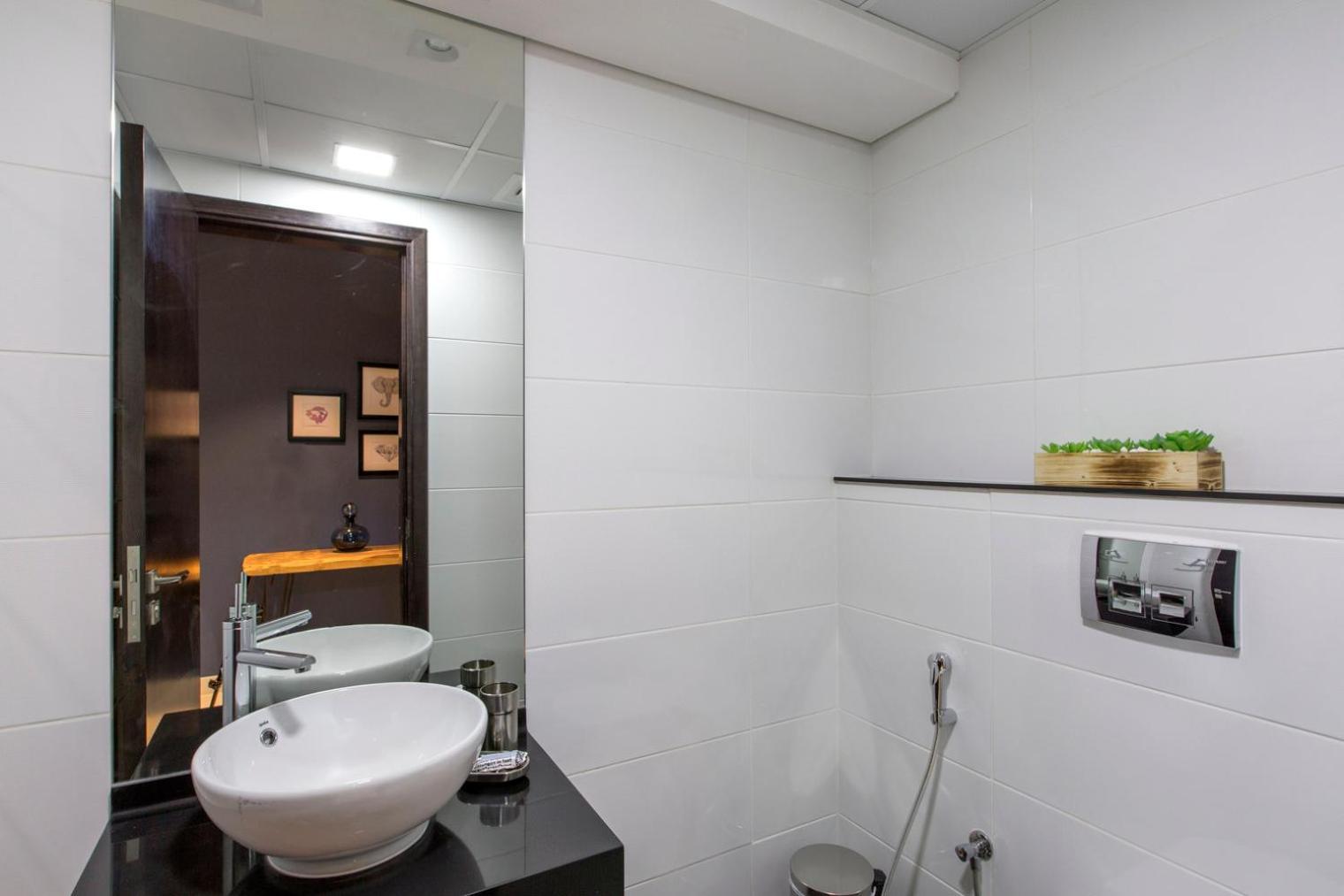 Blueground Sheikh Zayed Rd Pool Gym Dxb-187 Apartment *