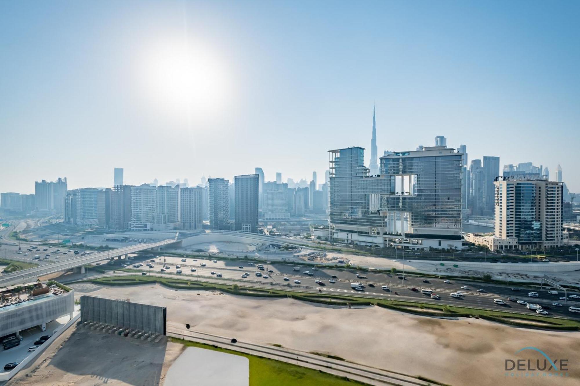 Stylish 1br In Damac Towers By Paramount B, Business Bay By Deluxe Homes Apartment